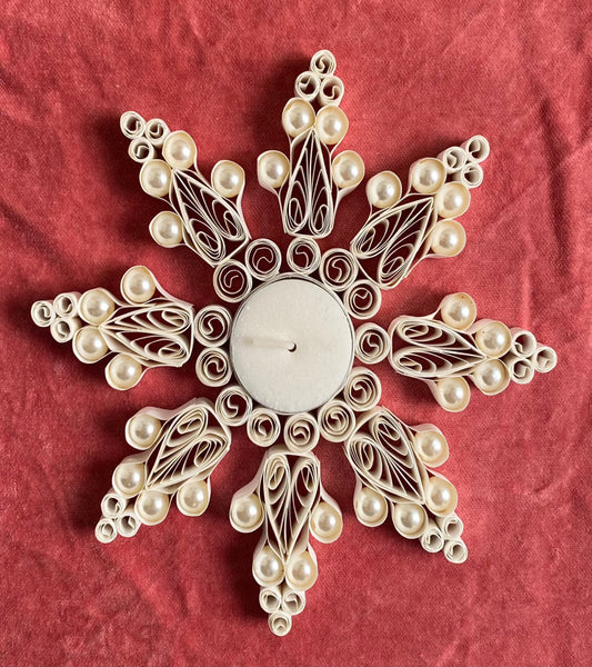 Quilled Diyas (White with pearls)